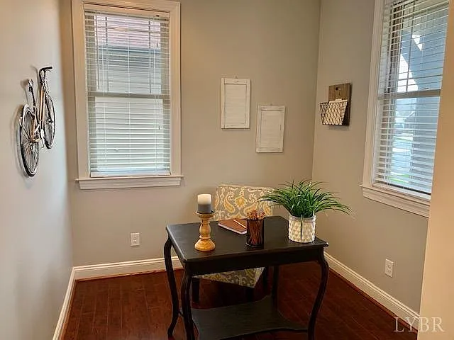 304 Hunterdale Dr — Photo 19