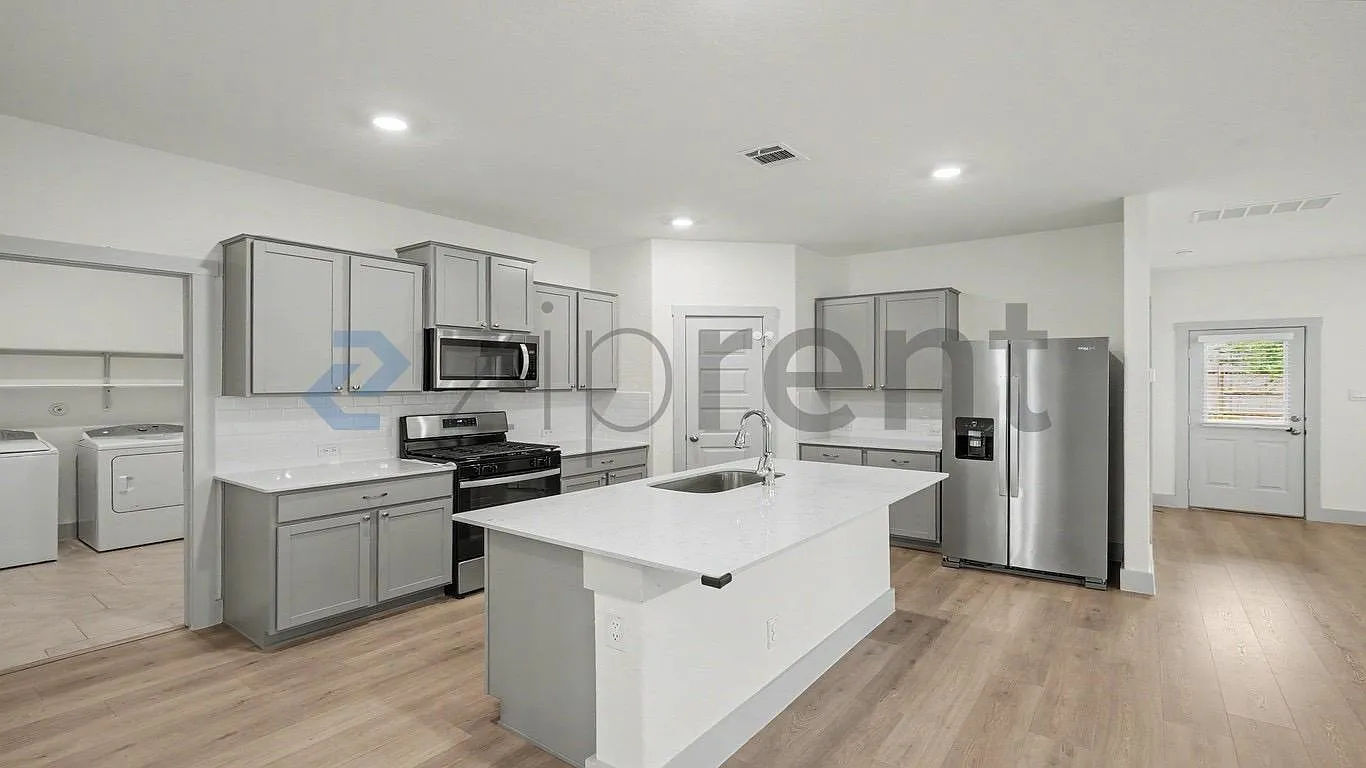 Cb 4388a (Riverstone Ut C5) — Photo 2
