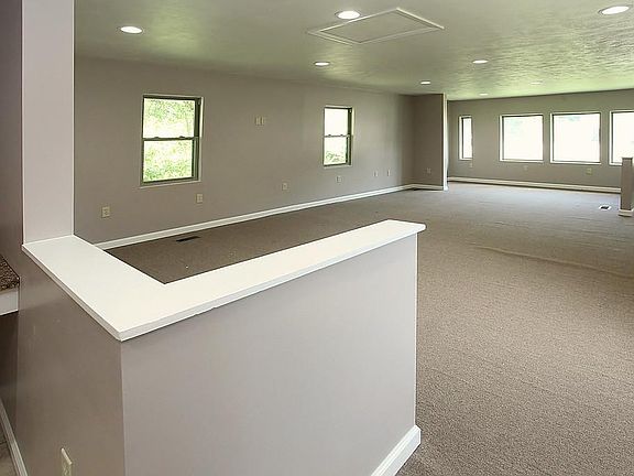 4th image of 3395 Babcock Blvd