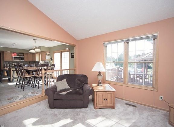 5th image of 6674 Meadowood Dr