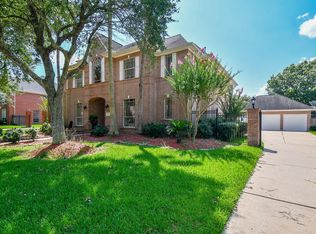 3915 Diamond Grove Ct, Houston, TX 77059