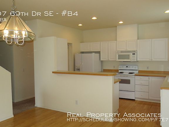 5th image of 14007 69th Dr SE Unit B4