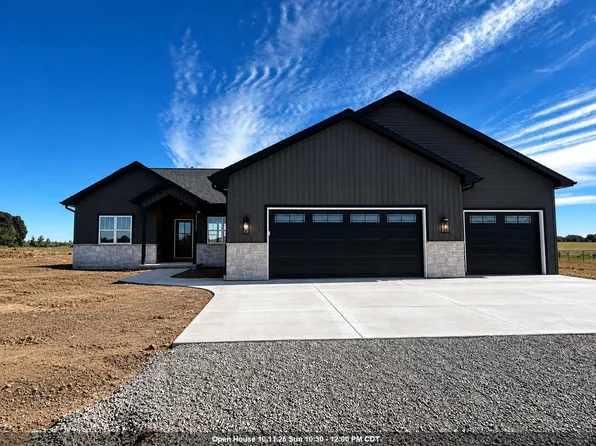 3685 Evelyn Rose Ln, Green Bay, WI 54313