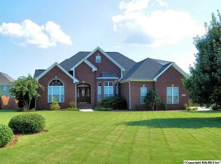 114 Peterson Pl, Huntsville, AL 35811