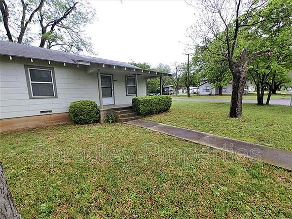 2nd image of 2301 Herrington St