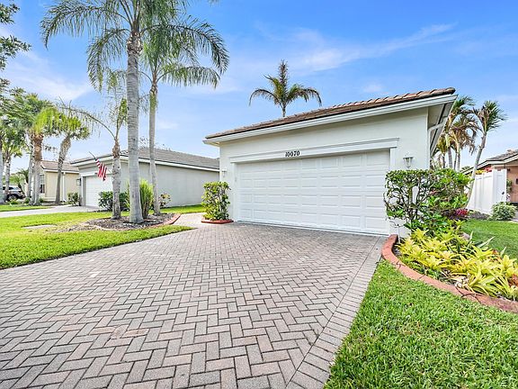 4th image of 10070 SW Chadwick Drive