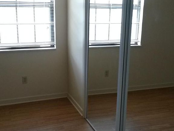 2nd image of 405 Keeble St
