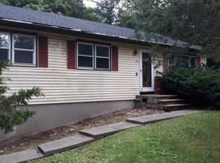 211 Overlook Dr, Sussex, NJ 07461