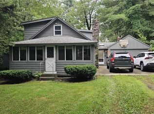 26 Tucker St, Glocester, RI 02814
