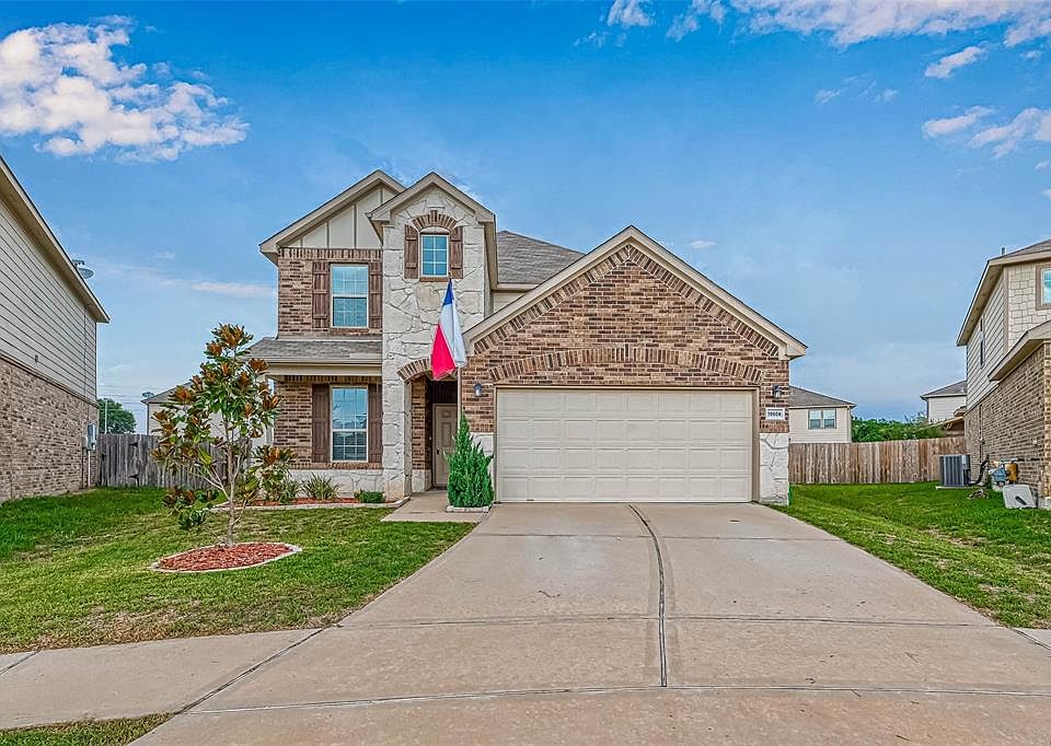 1st image of 19606 Blue Pine Cir