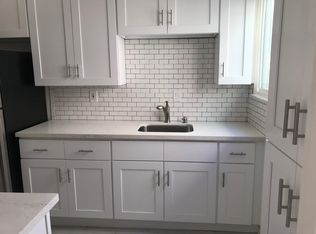 413 N Sierra Bonita Ave, Los Angeles, CA 90036