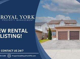 76 Country Club Dr #2, Cambridge, ON N1T 1Z8