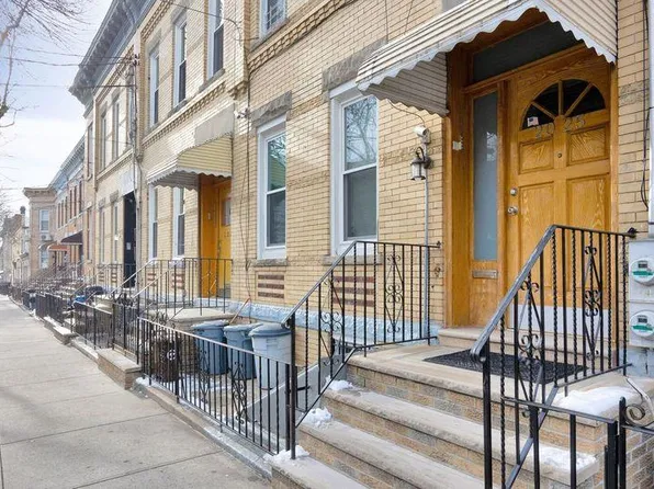 20-25 Linden Street, Ridgewood, NY 11385