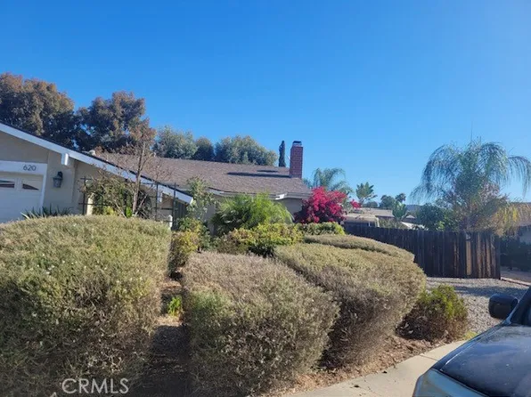 620 Meadow Grove Pl, Escondido, CA 92027