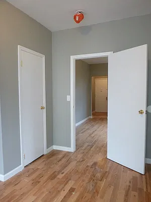 Rented by Bohemia Realty Group | media 8