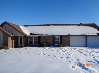 99 Russell St, Clay, KY 42404