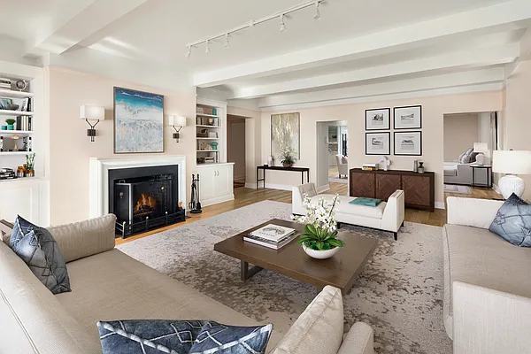Sold by Compass | media 1