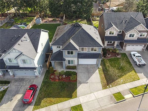 2nd image of 3834 Southlake Dr SE