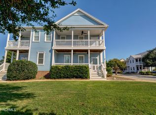 338 Marina View Dr, Southport, NC 28461