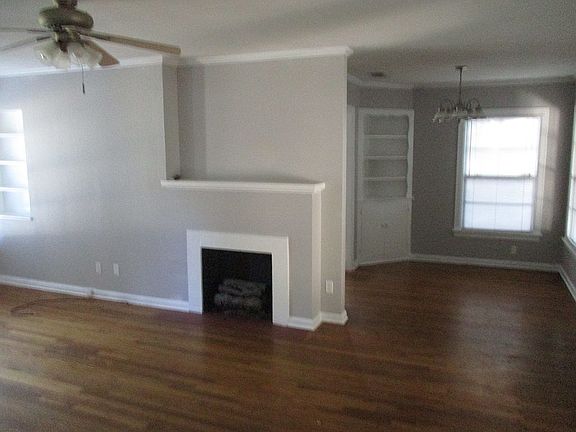 4th image of 6028 Lovell Ave