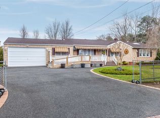 1511 Baldwin Blvd, Bay Shore, NY 11706