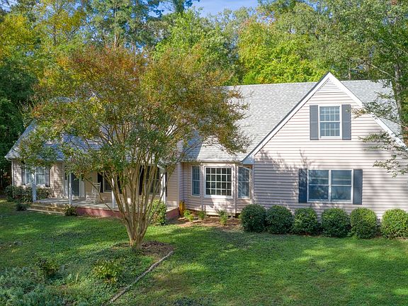 2nd image of 9 Lawler Ln
