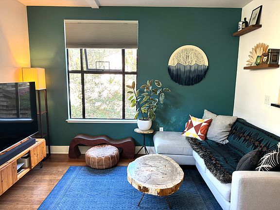5th image of 4395 Piedmont Ave APT 310
