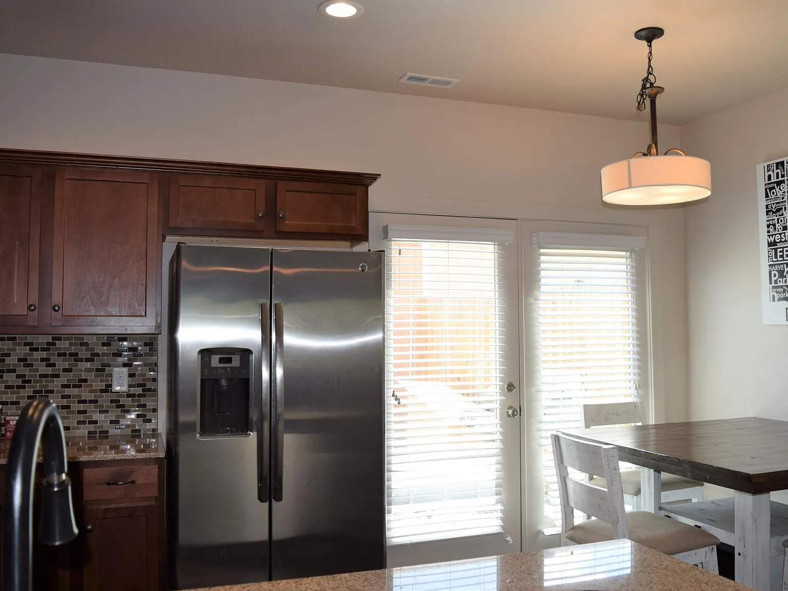 2 bed, 2.5 bath, 1216 sqft, $2,295 — Photo 4