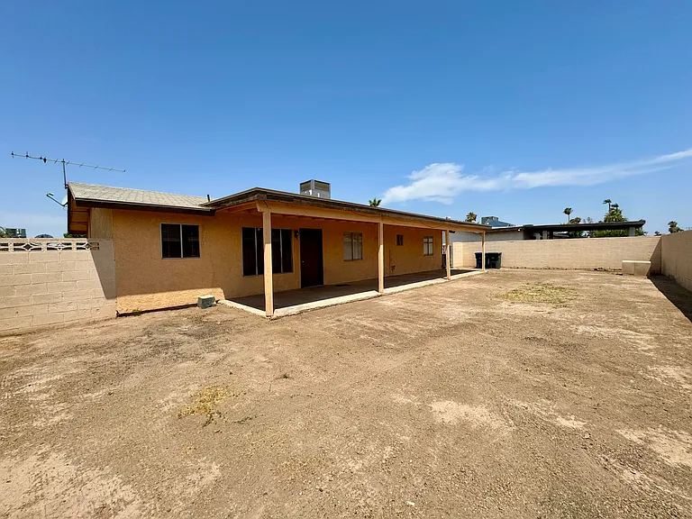 2153 S 29th Ave — Photo 15