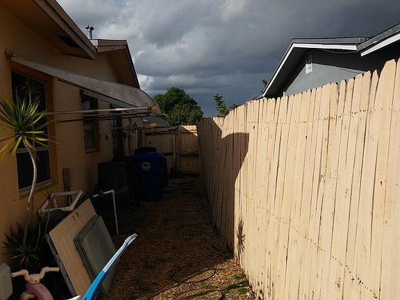 5th image of 6340 SW 10th St