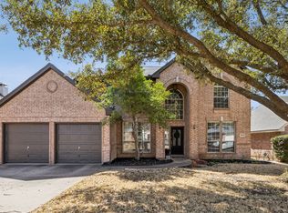 6947 Briarwood Dr, Fort Worth, TX 76132