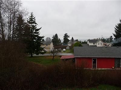 1st image of 1126 Dewey Dr