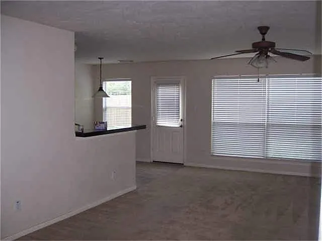 3710 Windmill Village Dr — Photo 6