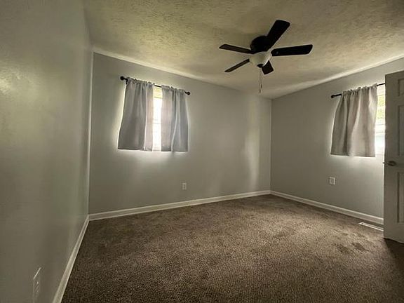 5th image of 3966 Montevideo Dr