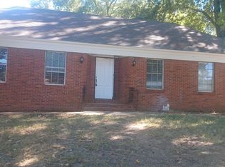 2856 Stage Park Dr, Memphis, TN 38134