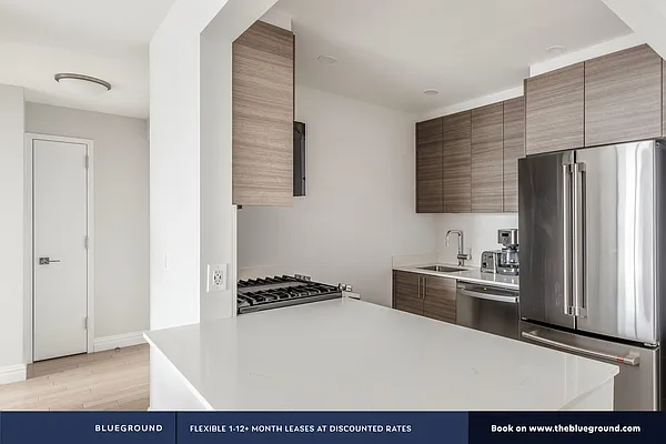 Rented by The Blueground | media 37