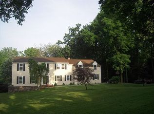 12 Valley Creek Rd, Malvern, PA 19355