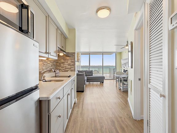 2nd image of 1501 S Ocean Blvd. #506