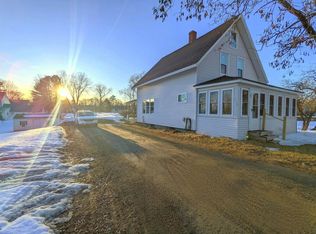 130 Commercial St, Hartland, ME 04943