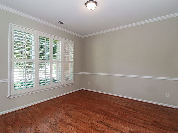 5th image of 2612 White Aster Ln