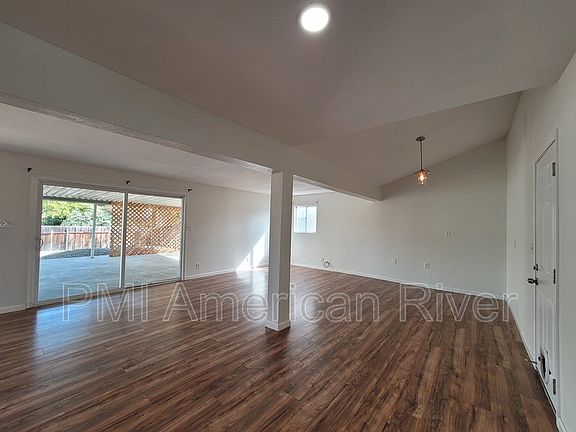 5th image of 8016 Lichen Dr