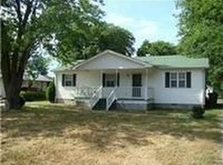 105 Elmwood Dr, Lebanon, TN 37087