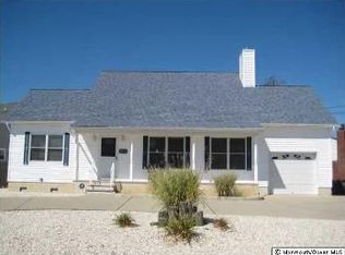 114 Amherst Dr, Bayville, NJ 08721