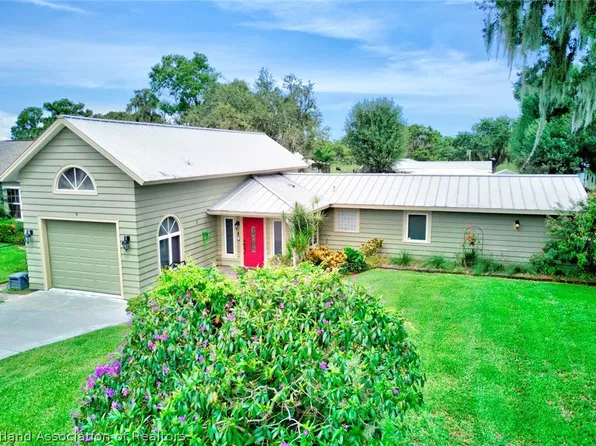 9 Silk Oak St, Lake Placid, FL 33852