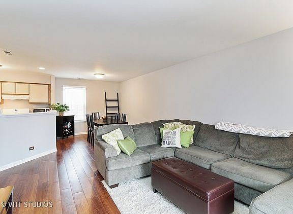 3rd image of 234 W Jennifer Ln Unit 3-4A