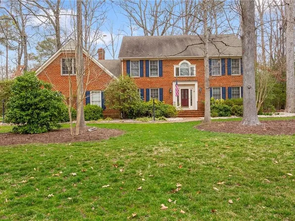 205 Mariners Cir, Smithfield, VA 23430