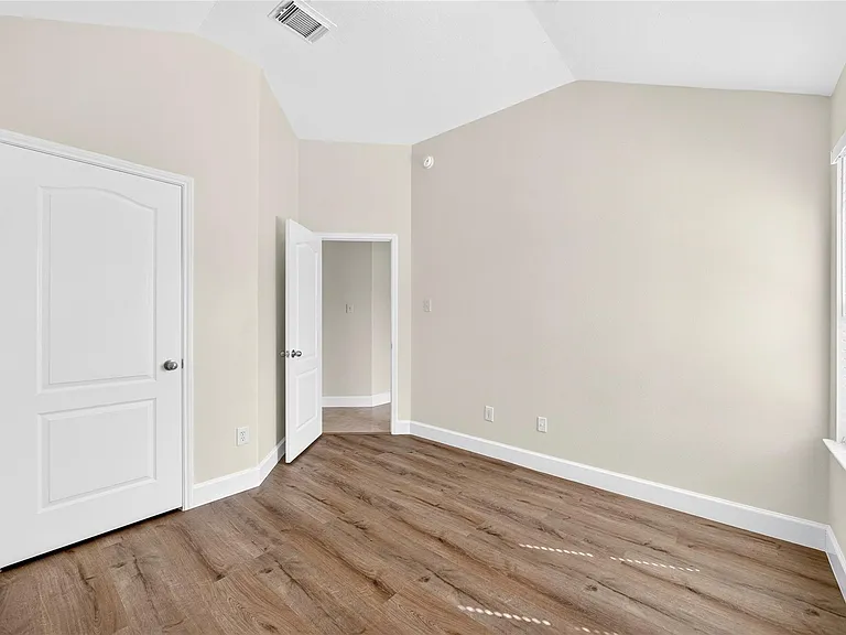 2606 Cypress Springs Dr — Photo 30