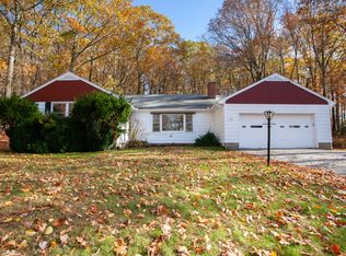 265 E Hill Rd, Canton, CT 06019