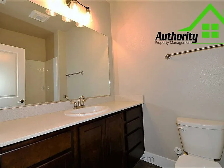 20231 Ballentine Dr — Photo 24