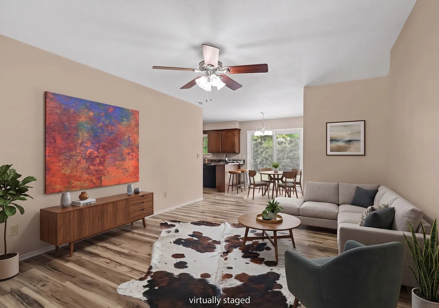 Adorable 3 bed, 1.5 bath in Yukon — Photo 2